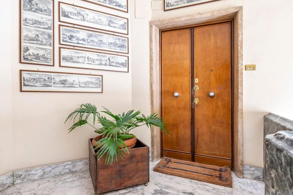 Apartment Vatican Penthouse 1 By Almond Tree Rom